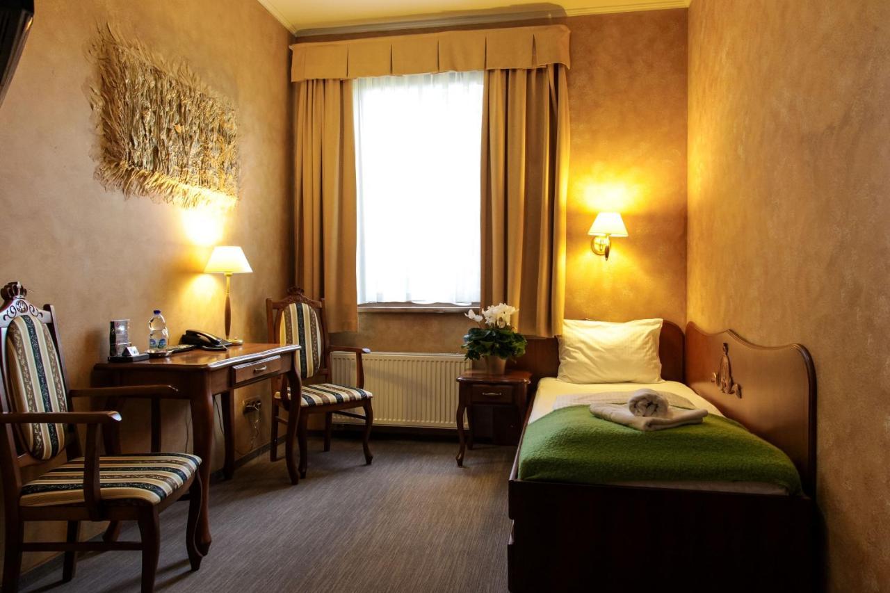 Księcia Józefa 3* Poznan